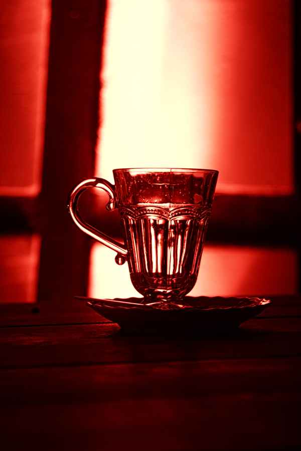 Teeglas im Licht