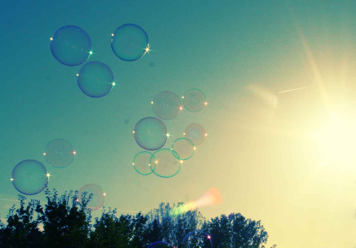 Seifenblasen in der Sonne