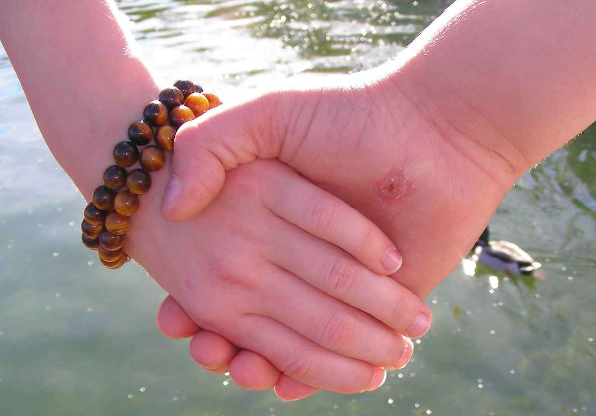 Hand in Hand