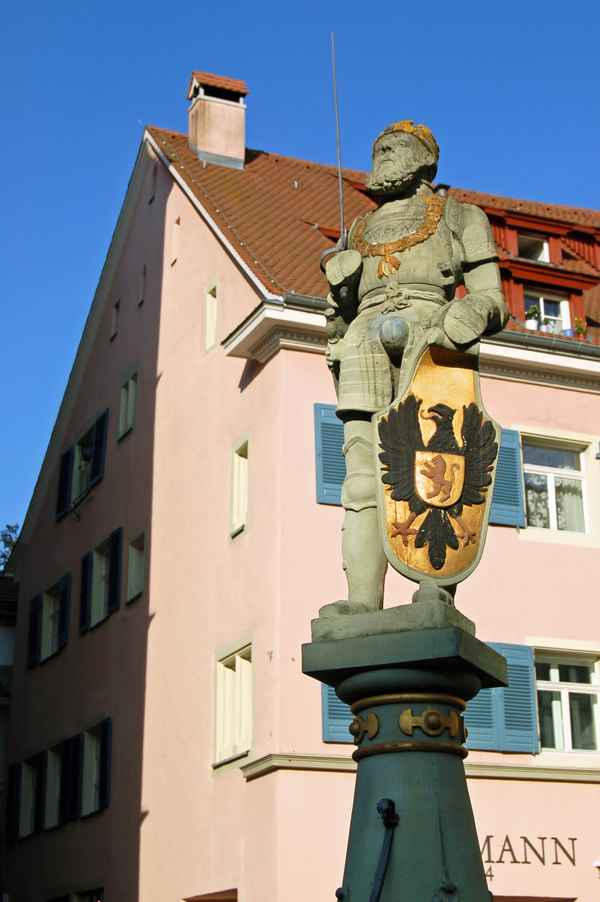 Kaiserbrunnen(-figur) in Überlingen