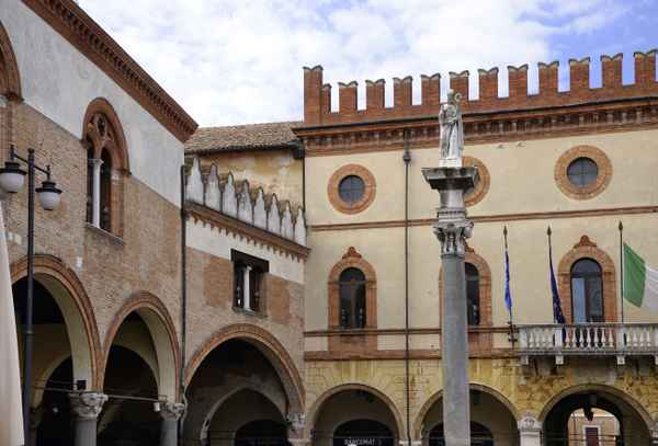 Ravenna, Rathaus, Emilia Romagna, Italien