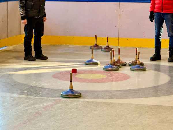 Eisstockschie&szlig;en im Winter_2