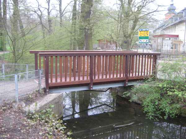 Brücke über den Burggraben