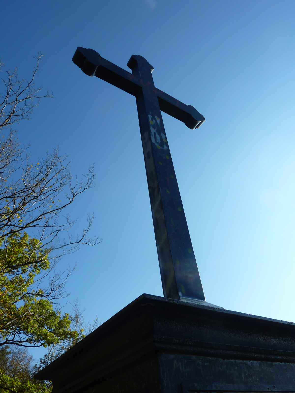 Kreuz_auf_dem_Harrasfelsen