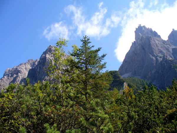Bizarre Spitzen in den Sextener Dolomiten
