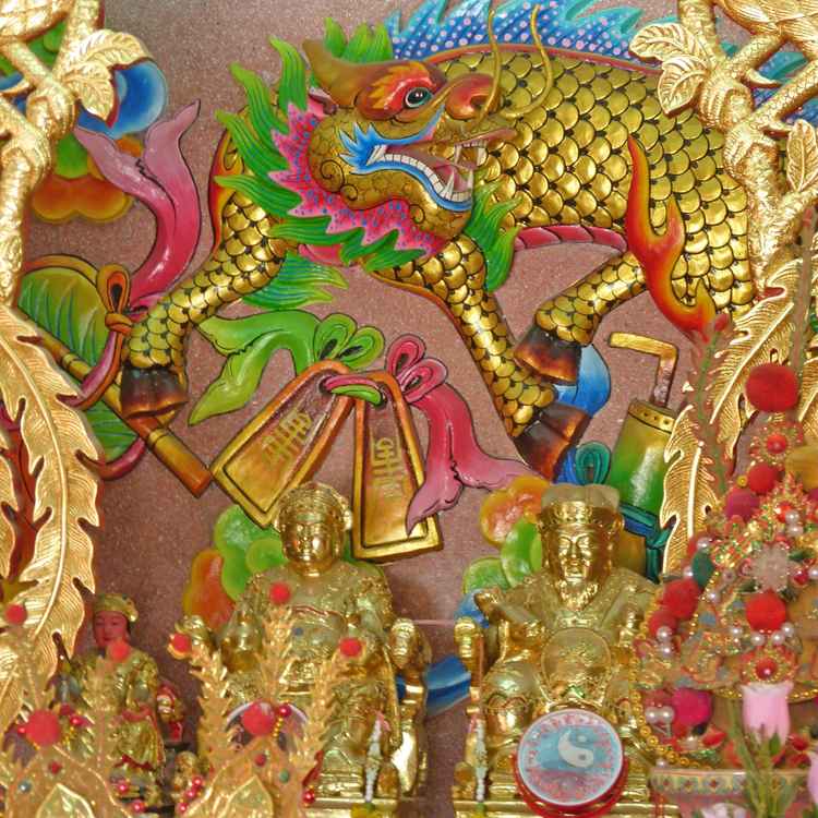 Wat Rong Ngiw Kalasin, Thailand