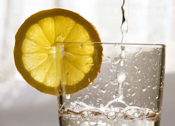 Glas Wasser
