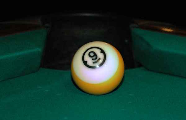 Neunball