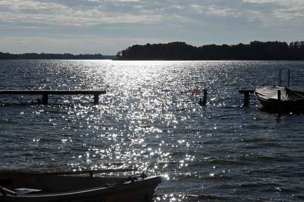 Glitzern auf dem See