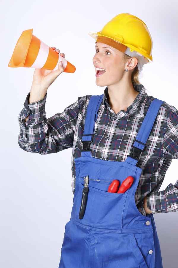 Handwerker mit Pylon