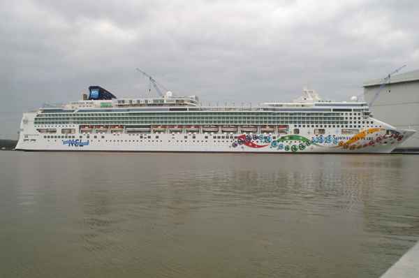 Norwegian Pearl