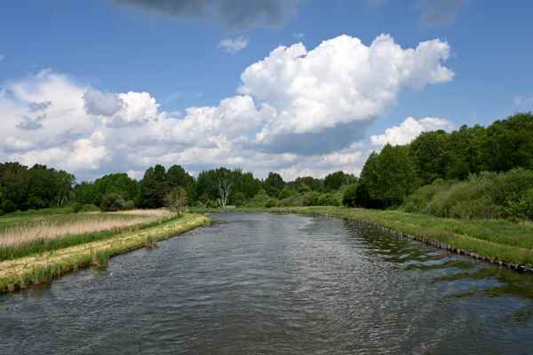 Kanal, Himmel, Weite