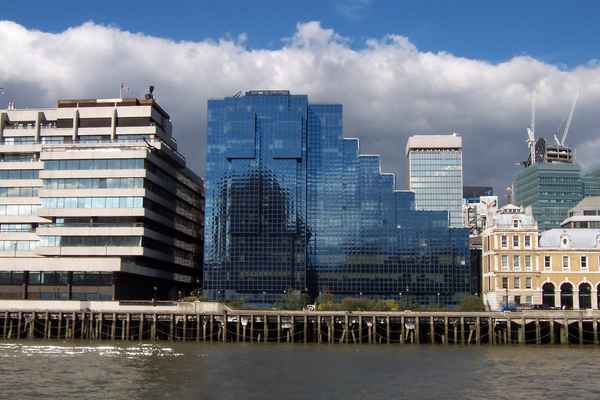 an der Themse in London