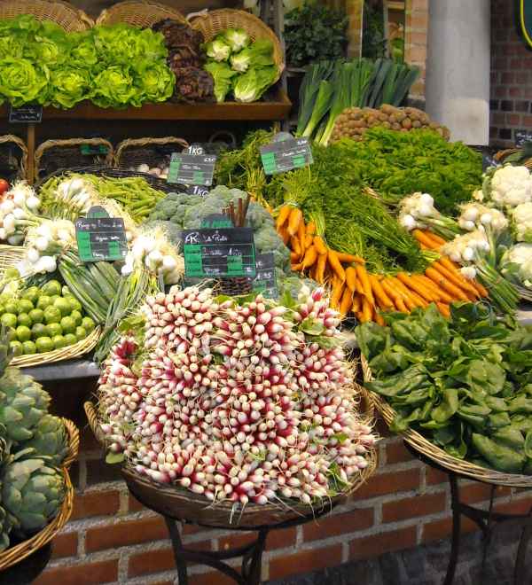 Wochenmarkt in der Normandie