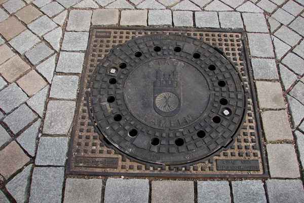 Kanaldeckel zu Hameln