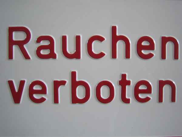RAUCHEN VERBOTEN?