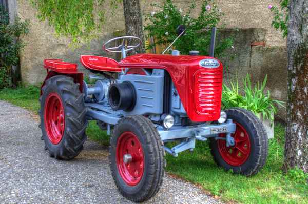 Lindner Traktor - Oldtimer