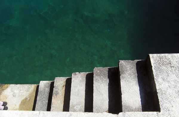 Treppe ins Wasser