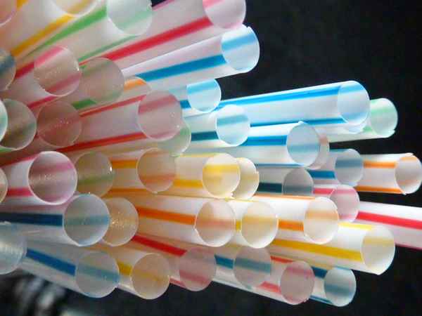 (Stroh-) TrinkHalme ...