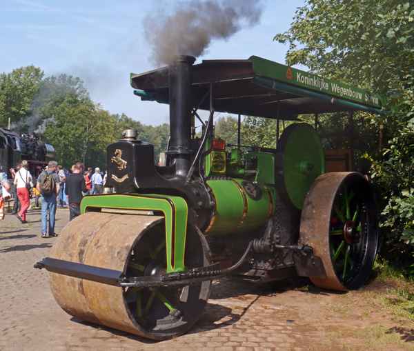 Dampfwalze - angeheizt