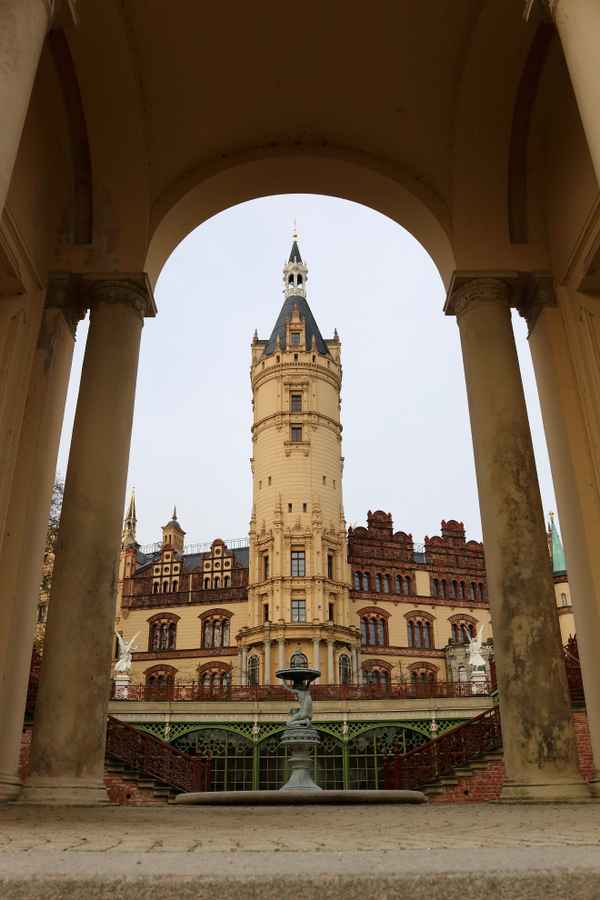 Schloss Schwerin Hochformat
