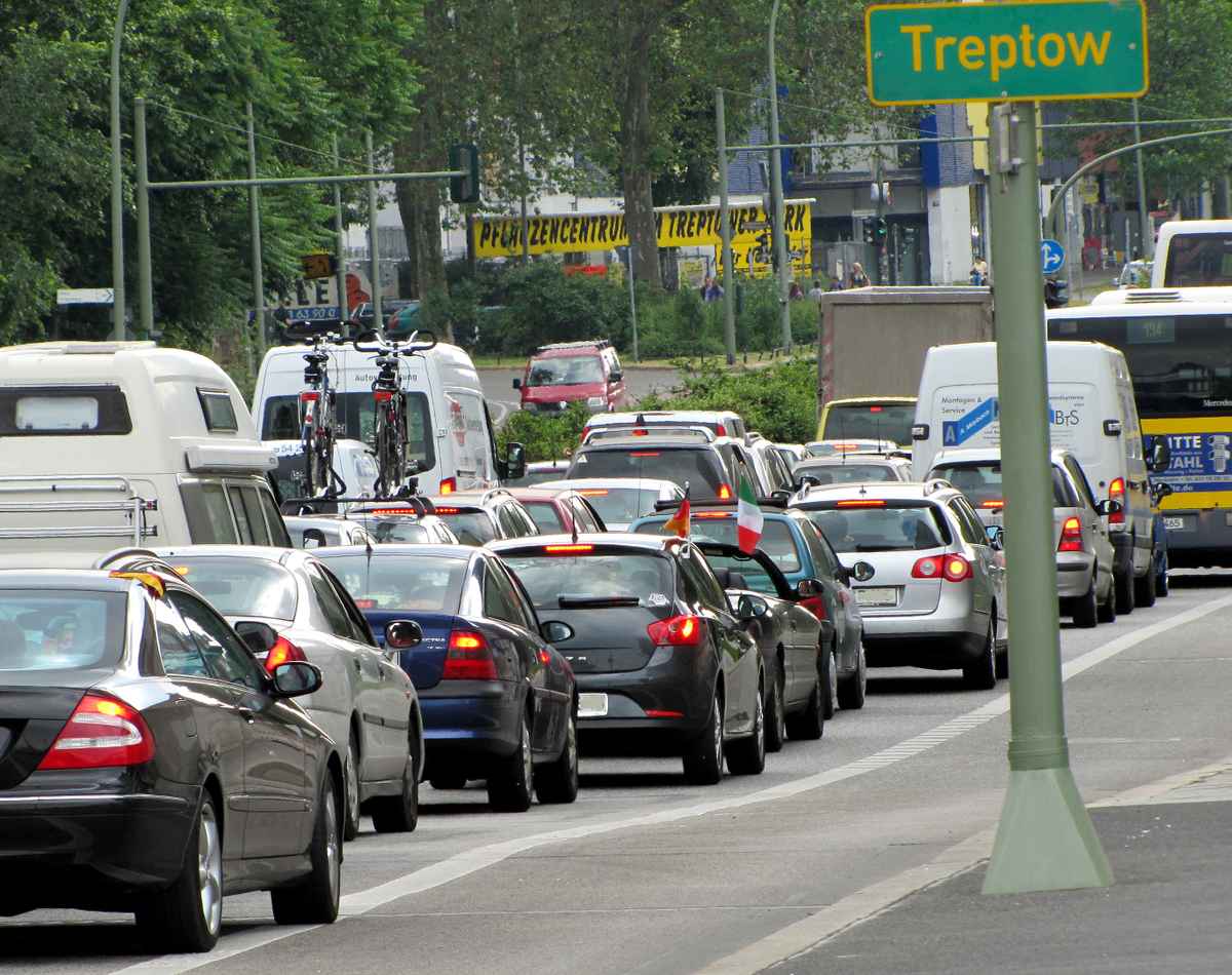 Alltag auf Treptows Straßen