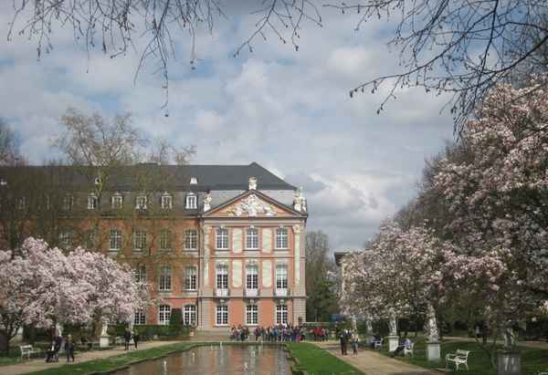 Blick auf das Kurfürstliche Palais in Trier