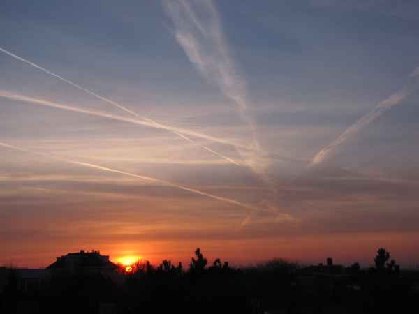 Bereits viel Flugverkehr am frühen Morgen
