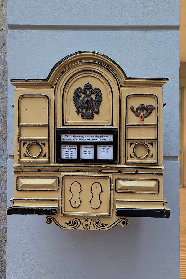 Historischer Briefkasten