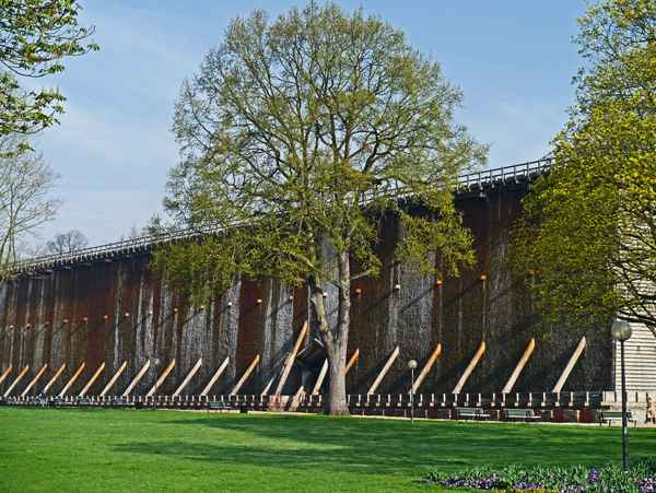 Morgensonne am Gradierwerk