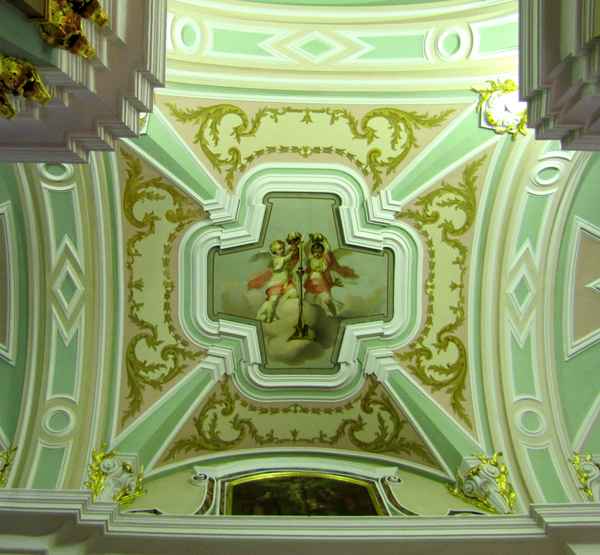 Deckengemälde in der Peter-Paul-Kathedrale