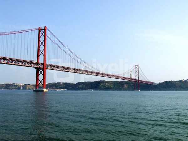 Brücke über den Tejo