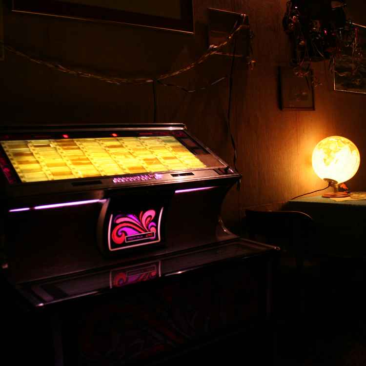 Die Musikbox in der M&uuml;nchner Kultkneipe "Bei Otto" ist verstummt