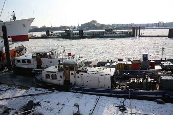 Hamburg Landungsbrücken