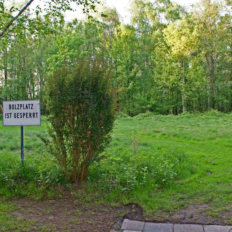 Der Bolzplatz ist gesperrt!
