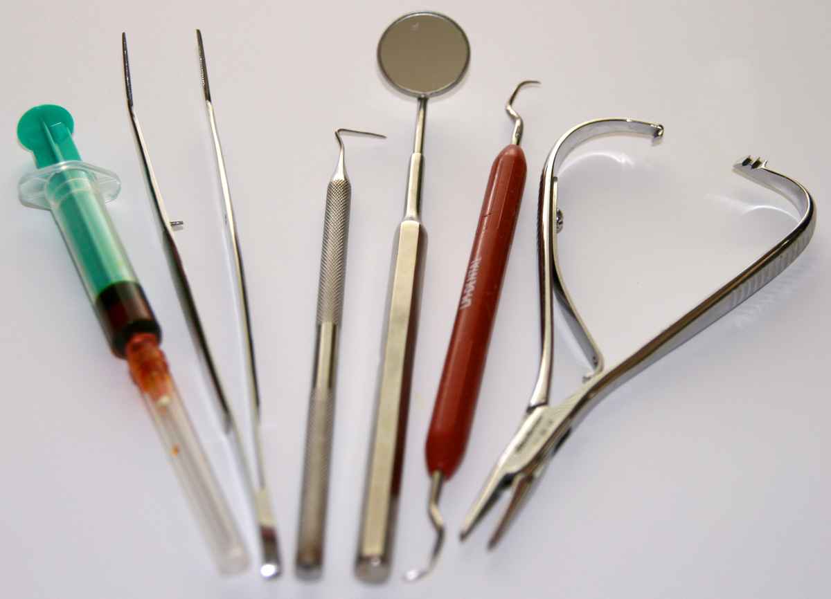 Nochmal Handwerkzeug des Zahnarztes ...