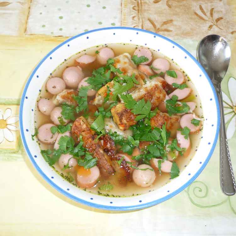Würstelsuppe