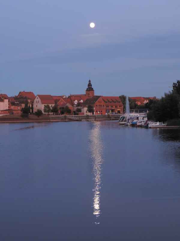 Havelberg bei Vollmond