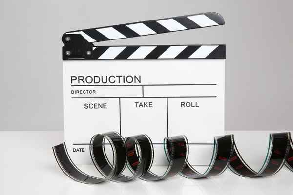 Filmklappe und Filmrolle