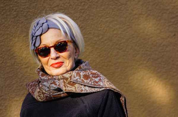 Seniorin überwintert im Süden