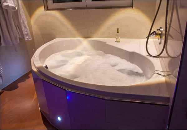 Massagewanne