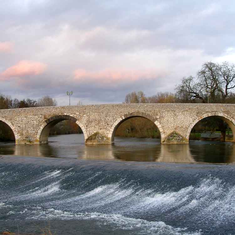 Bridge over troubled water