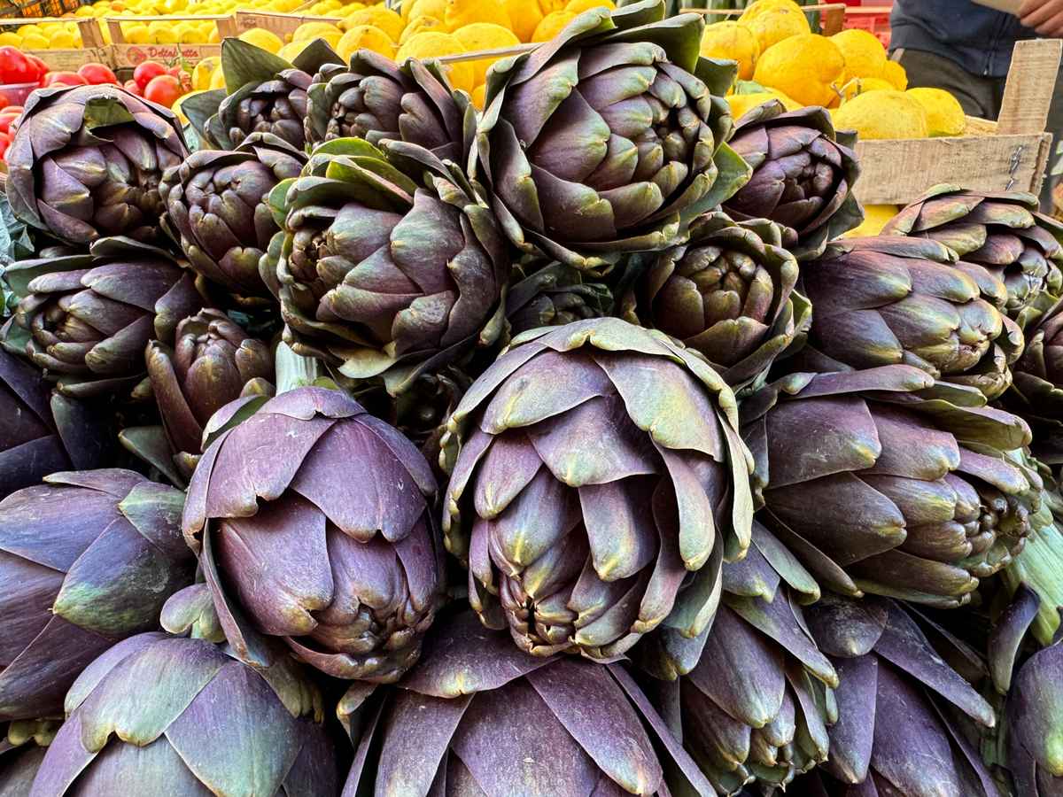 Artischocken auf dem Markt