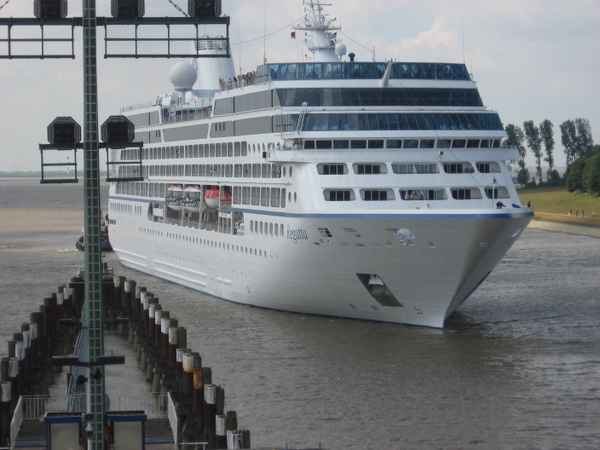 Kreuzfahrtschiff "REGATTA"