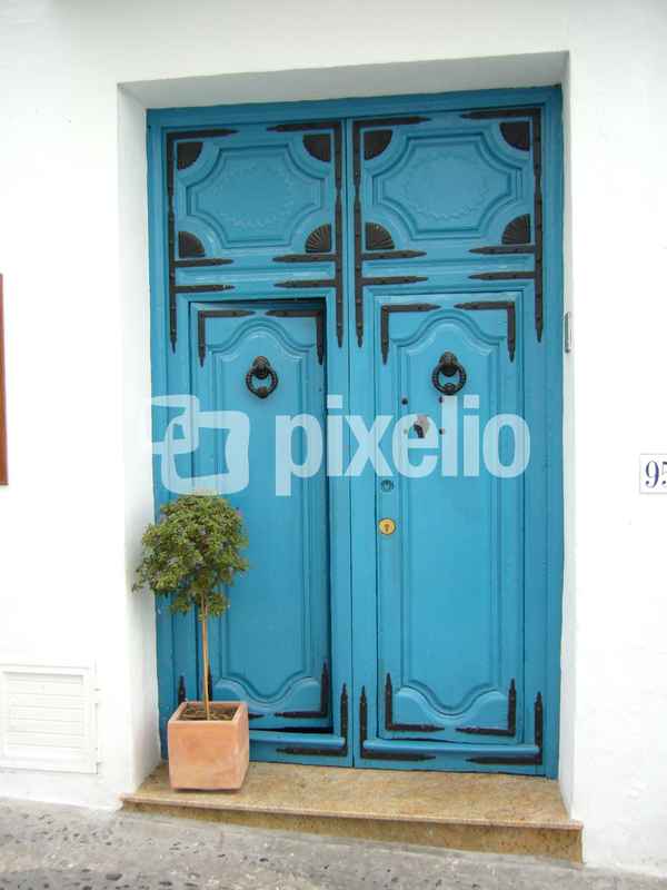 Türe in blau