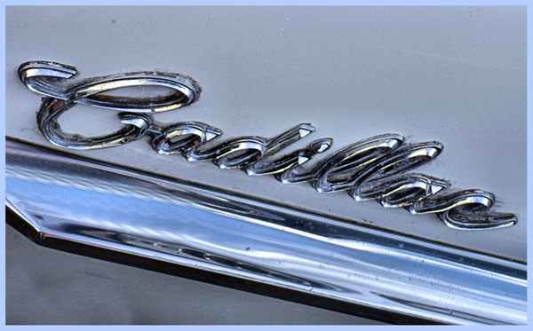 SCHRIFTZUG VOM CADILLAC