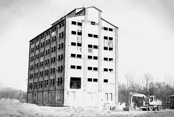 Abriss oder Aufbau . . . ?