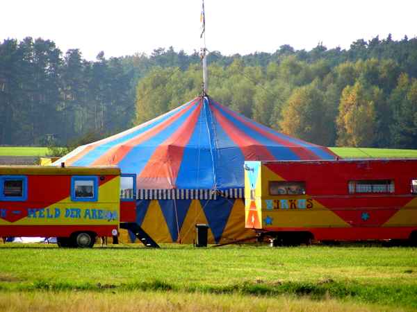 Held der Arena in Untermembach