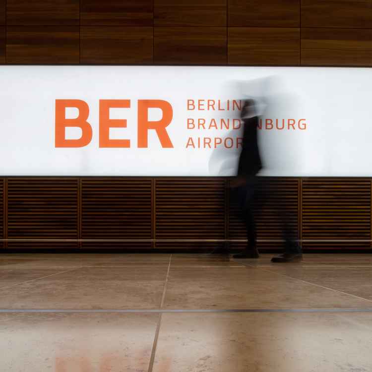 Flughafen BER wirft seine Schatten voraus