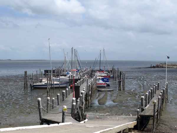 Rantumer Hafen bei Ebbe